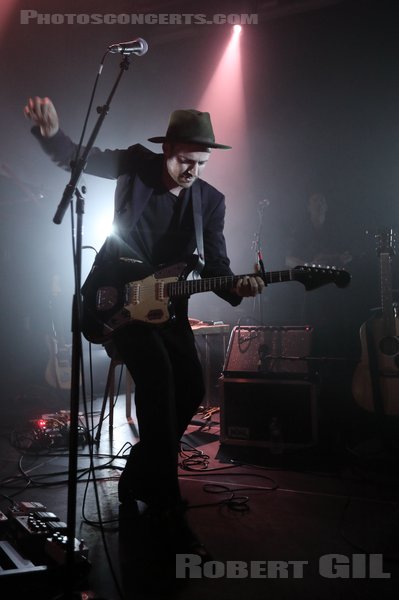 THE VEILS - 2023-06-12 - PARIS - Petit Bain - Finn Andrews